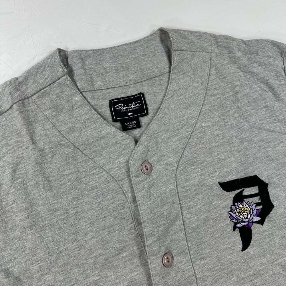 Primitive Skateboarding Lotus Baseball Jersey Size Large Gray Skater